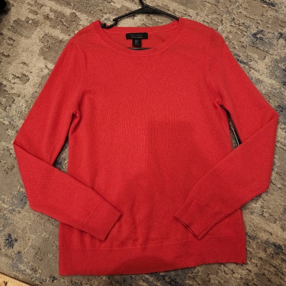 NWT Tahari 100% Cashmere Pink Coral Crewneck Sweater Womens Sz Medium - Picture 4 of 16